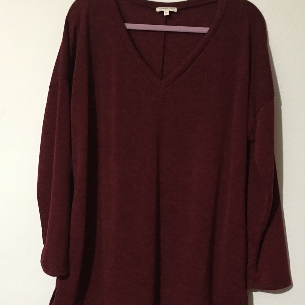 V neck tunic sweater